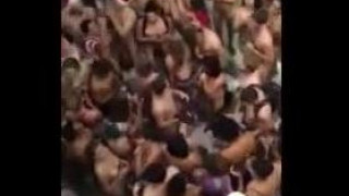 学生校园裸奔加长版熱い日本の性交