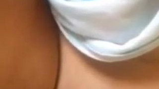 無毛妹自慰插到水流不止熱い日本の性交