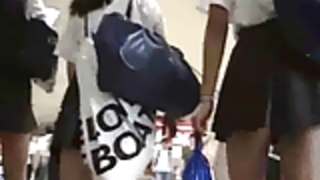 隠し盗撮camera Upskirts見る熱い日本の性交