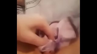 削除された動画が流出スマホで撮影された小学生の天然パイパンまんこ熱い日本の性交